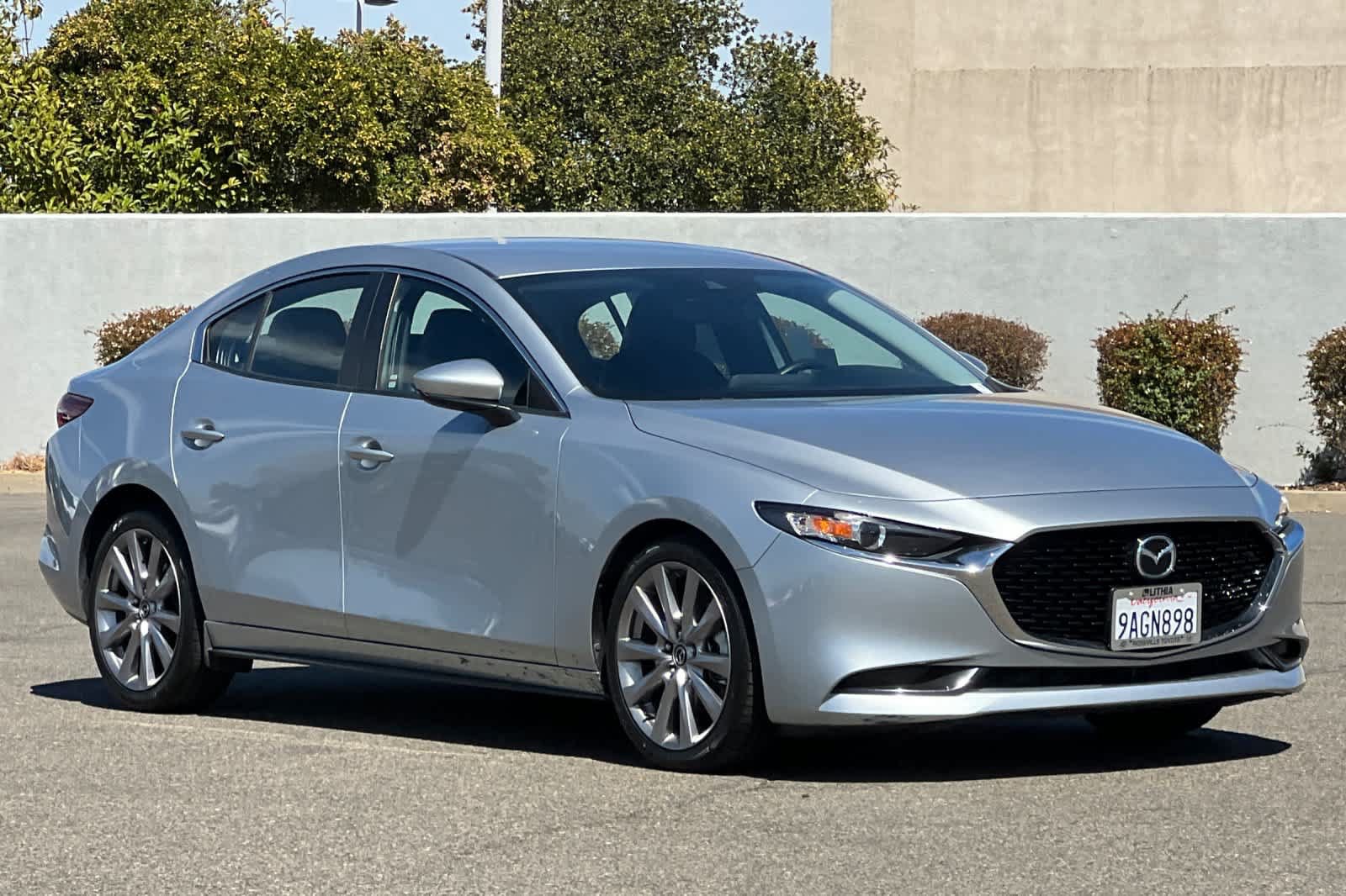 Used 2019 MAZDA MAZDA3 AWD Sedan w/ Preferred Package image 5