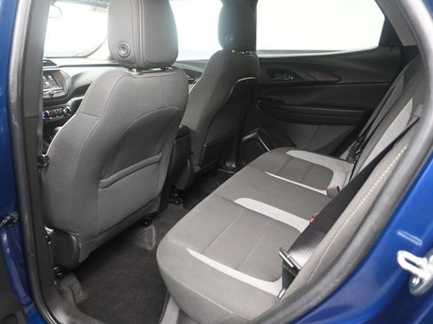 Used 2023 Chevrolet TrailBlazer LT AWD/4WD image 16