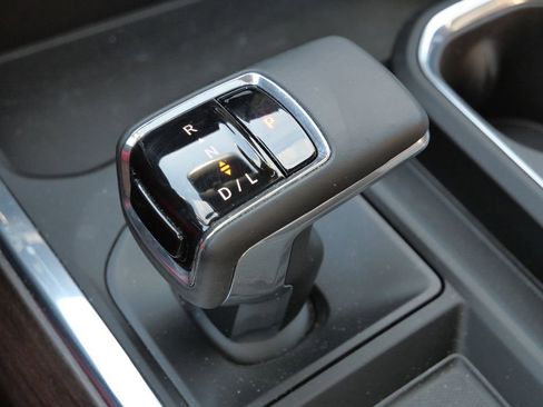 Used 2025 Chevrolet Silverado 1500 High Country image 23