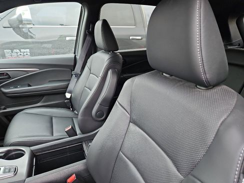 Used 2022 Honda Passport EX-L image 7