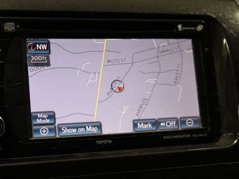 Used 2012 Toyota Tundra 4x4 CrewMax image 29