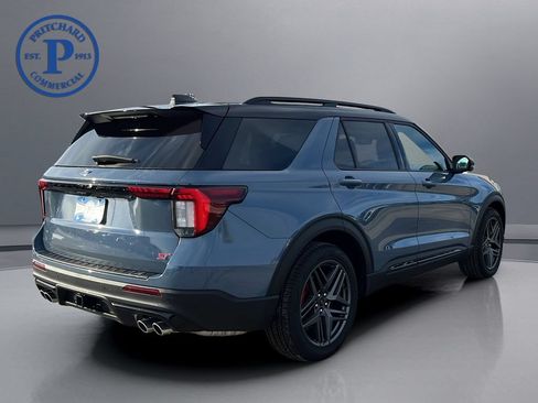 Used 2025 Ford Explorer ST AWD/4WD image 7