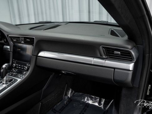 Used 2019 Porsche 911 Carrera image 42