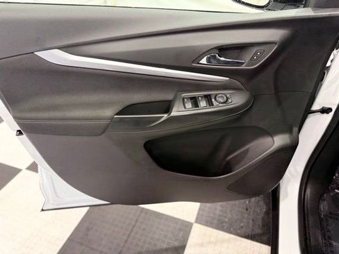 Used 2023 Chevrolet Bolt EUV LT w/ Driver Confidence Package image 14