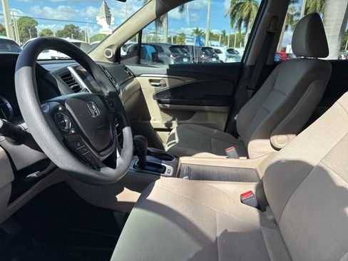 Used 2016 Honda Pilot EX image 15