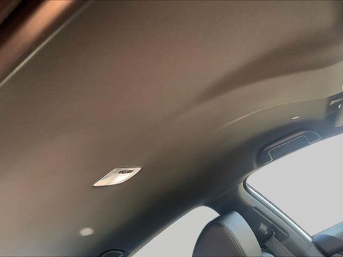 Used 2018 Honda Accord Sport image 14