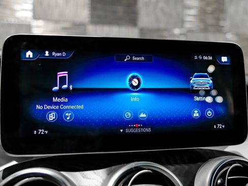 Used 2021 Mercedes-Benz GLC 300 image 28