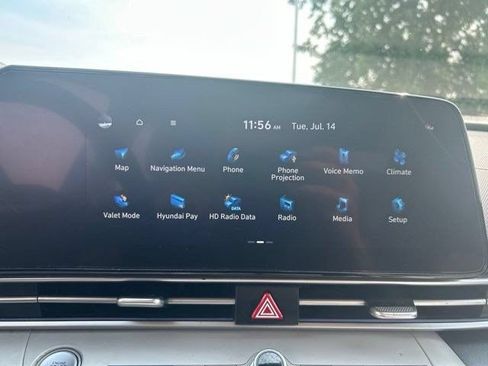 Used 2023 Hyundai Elantra Limited FWD image 21