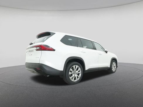 New 2026 Toyota Grand Highlander Limited image 25