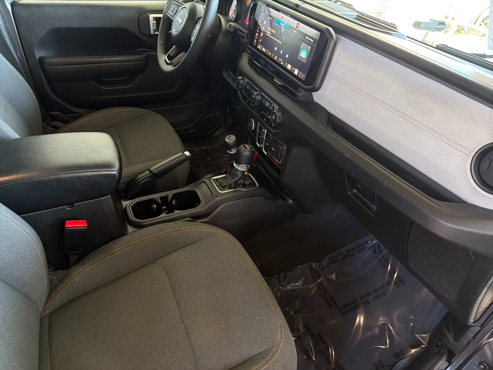Used 2024 Jeep Wrangler Unlimited Sport AWD/4WD image 15