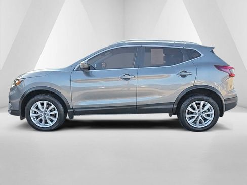 Used 2022 Nissan Rogue Sport SV FWD image 8