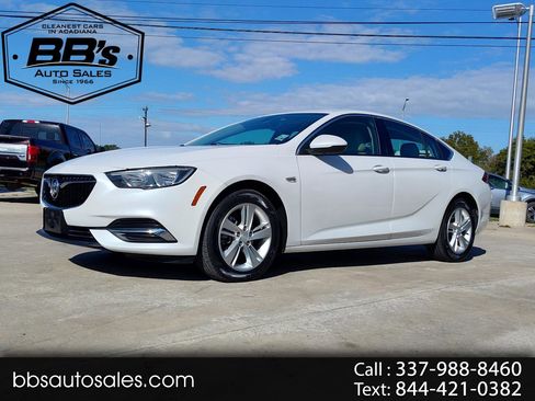 Used 2019 Buick Regal Preferred image 1