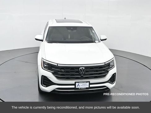 Used 2024 Volkswagen Atlas Cross Sport SEL Premium R-Line image 57