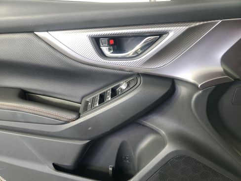 Used 2023 Subaru Crosstrek 2.5i Limited w/ Moonroof Package image 30