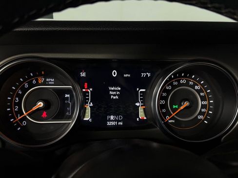 Used 2022 Jeep Wrangler Unlimited Sport image 16