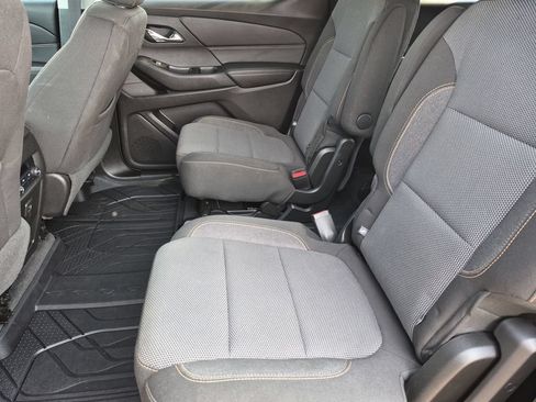 Used 2019 Chevrolet Traverse LT w/ LPO, Floor Liner Package AWD/4WD image 25