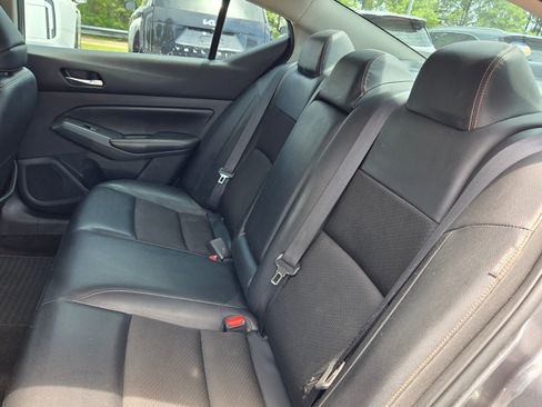 Used 2022 Nissan Altima 2.5 SR FWD image 32