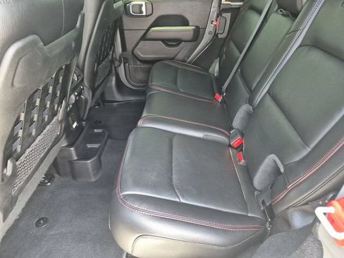 Used 2021 Jeep Wrangler Unlimited Rubicon AWD/4WD image 23