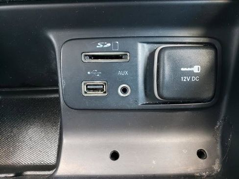 Used 2016 Jeep Cherokee Latitude image 21