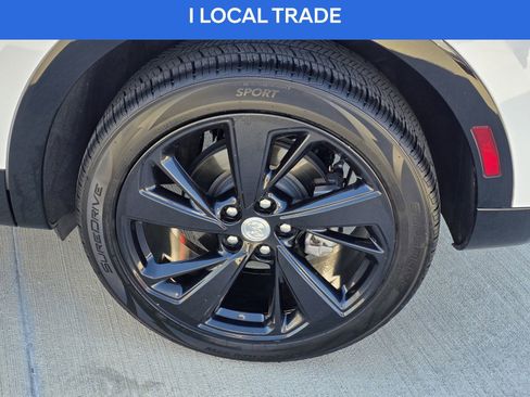 Used 2021 Buick Envision Essence w/ Technology Package I image 10