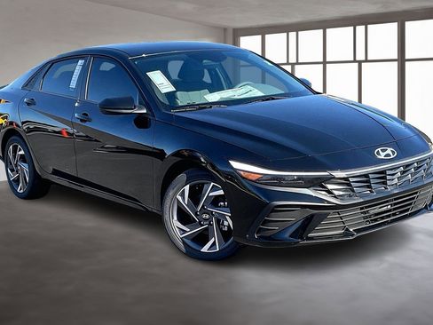 New 2025 Hyundai Elantra SEL w/ Cargo Package image 1