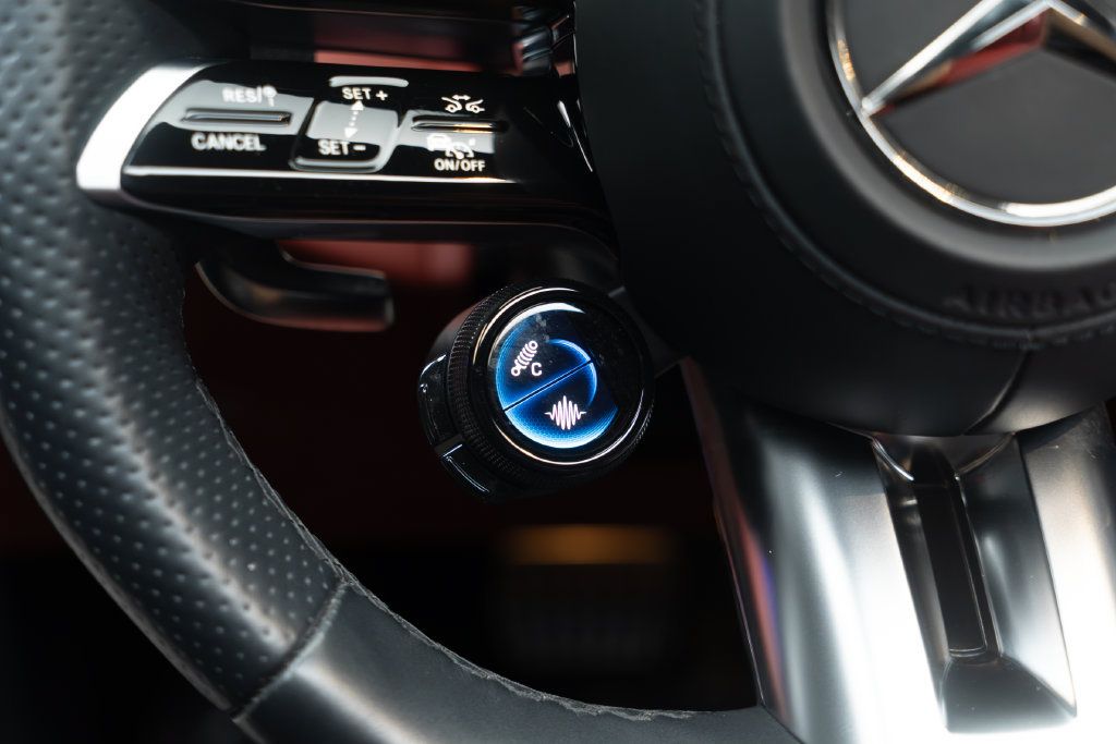 Used 2025 Mercedes-Benz S 63 AMG S image 30