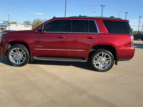 Used 2018 GMC Yukon SLT w/ Premium Edition image 10