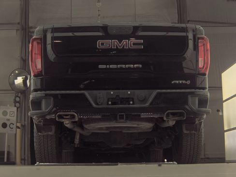 Used 2019 GMC Sierra 1500 AT4 w/ AT4 Preferred Package image 7