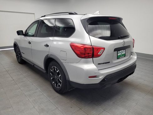 Used 2019 Nissan Pathfinder SL AWD/4WD image 5