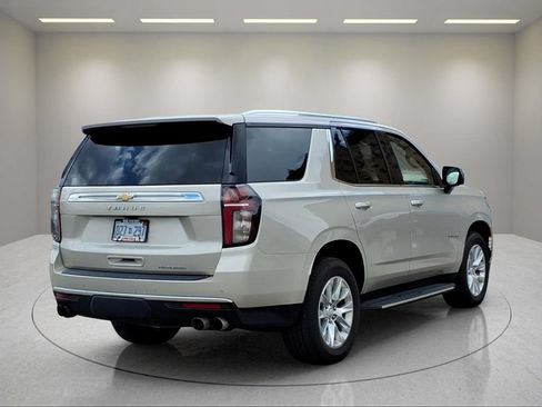 Used 2021 Chevrolet Tahoe Premier w/ Premium Package AWD/4WD image 24