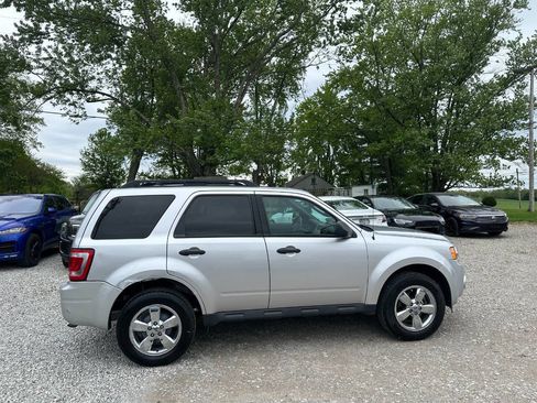 Used 2012 Ford Escape XLT AWD/4WD image 4