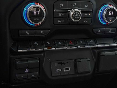 Used 2021 GMC Sierra 1500 SLT w/ X31 Off-Road Package image 20