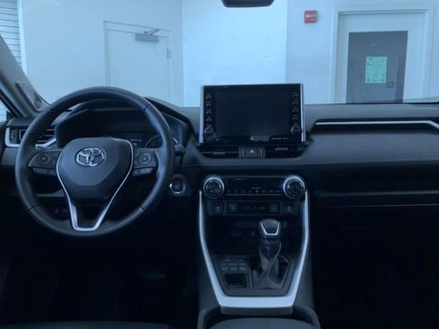 Certified 2022 Toyota RAV4 XLE Premium image 17