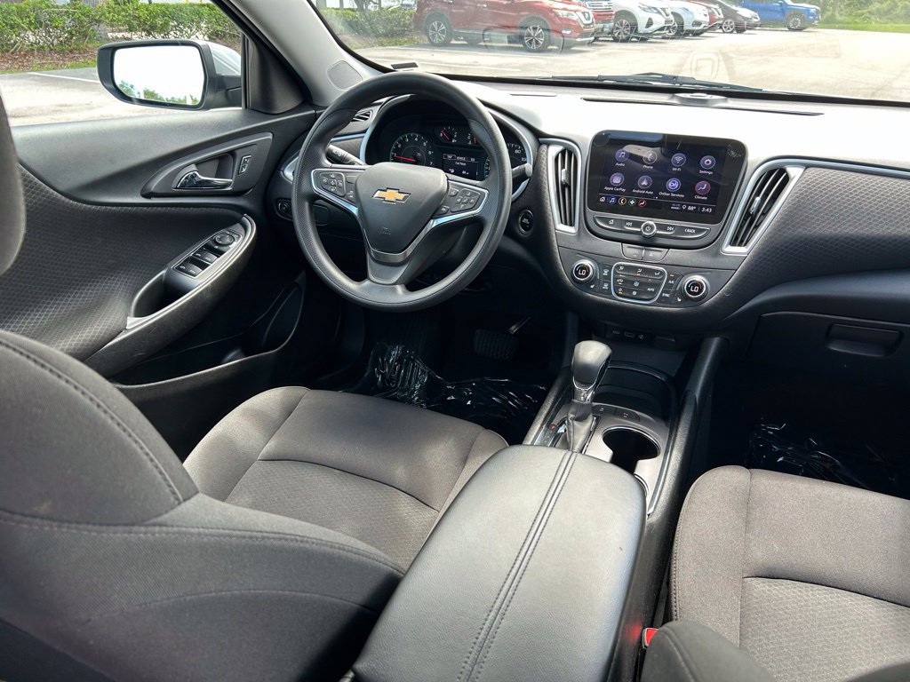 Used 2024 Chevrolet Malibu LT FWD image 10