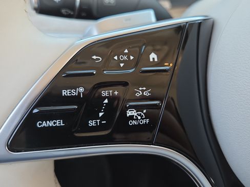 Certified 2023 Mercedes-Benz E 450 Cabriolet image 19
