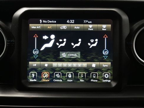 Used 2021 Jeep Wrangler Unlimited Rubicon 4xe w/ Steel Bumper Group image 23