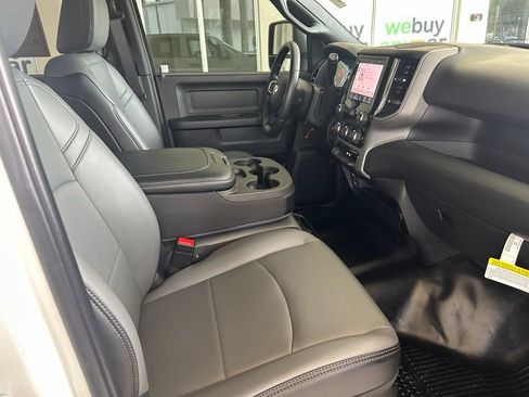 Used 2026 RAM 3500 Tradesman w/ Chrome Appearance Group A AWD/4WD image 26