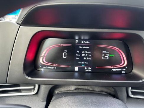 Certified 2025 Hyundai Elantra Blue image 14