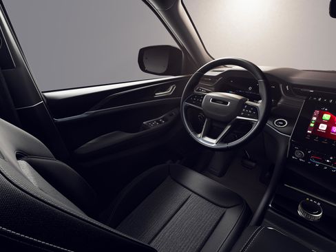 New 2026 Jeep Grand Cherokee Laredo X image 7