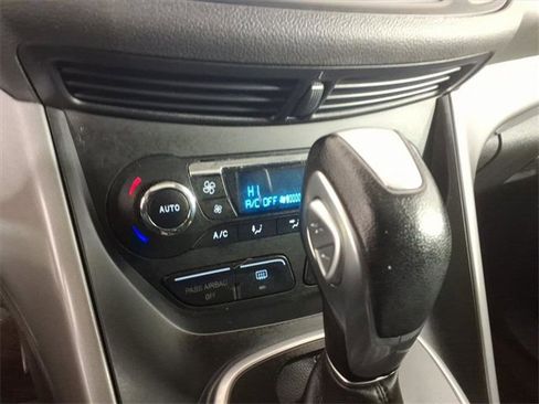 Used 2013 Ford Escape SE image 22