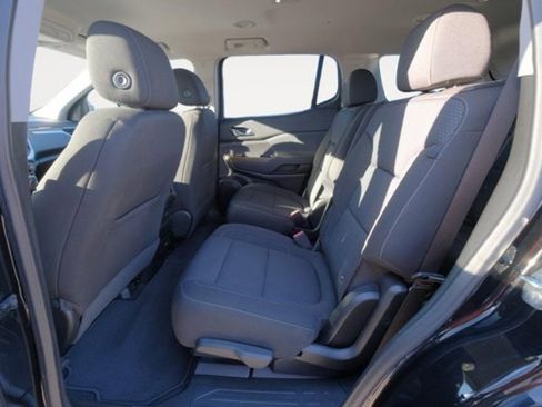 Used 2022 GMC Acadia SLE w/ Driver Convenience Package image 14