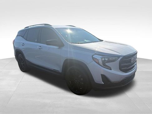 Used 2021 GMC Terrain SLE w/ Driver Convenience Package FWD image 7