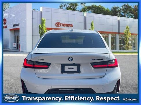 Used 2023 BMW M340i xDrive image 7