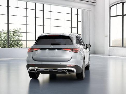 Certified 2025 Mercedes-Benz GLC 300 4MATIC image 24
