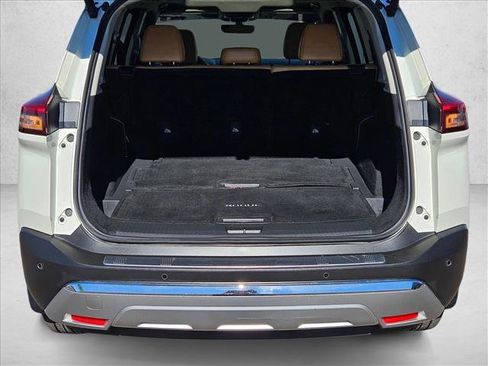 Used 2023 Nissan Rogue Platinum w/ Platinum Premium Package image 6