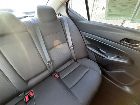 Used 2024 Nissan Altima 2.5 SV image 37