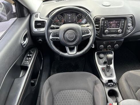Used 2018 Jeep Compass Sport w/ Cold Weather Group image 18