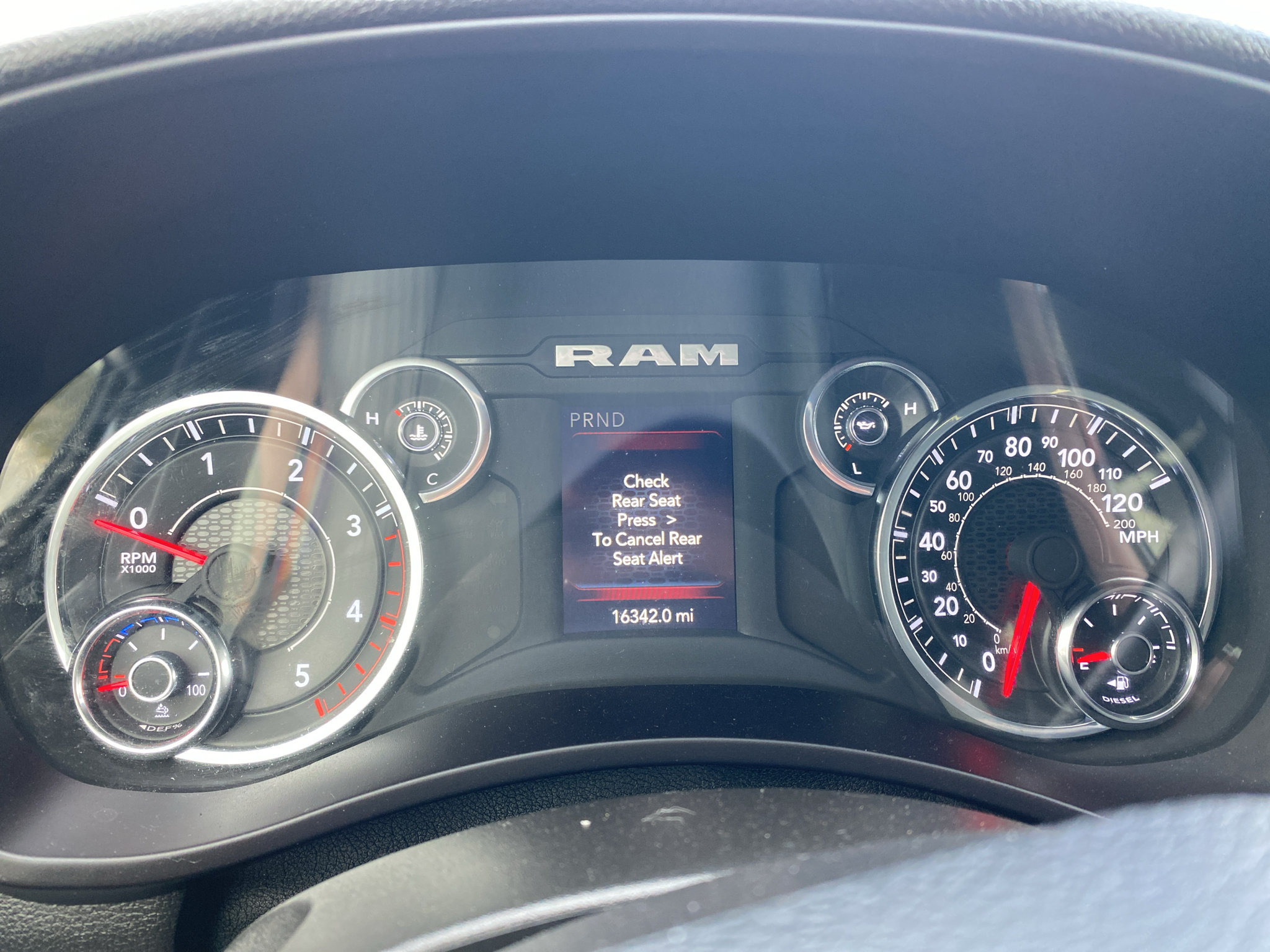 Used 2024 RAM 3500 Tradesman w/ Chrome Appearance Group AWD/4WD image 8
