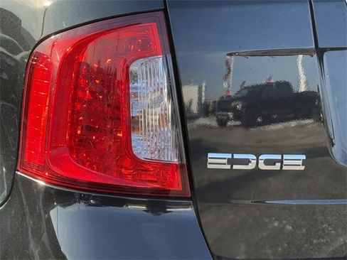 Used 2011 Ford Edge Limited w/ 302A Rapid Spec Order Code image 29