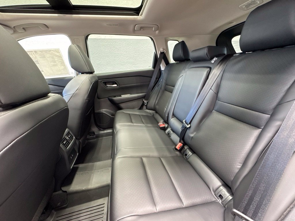 New 2026 Nissan Rogue Dark Armor AWD/4WD image 20